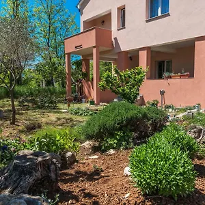 Micko Apartman